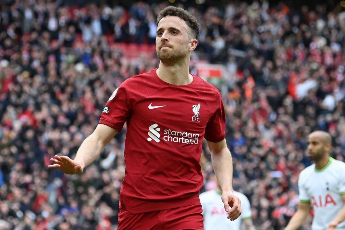 viajaba para incorporarse a Liverpool.