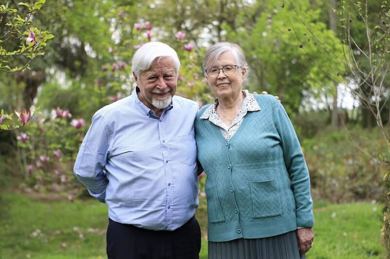 Diputada Mercedes Bulnes junto a su esposo Roberto Celedón, exconvencional constituyente.