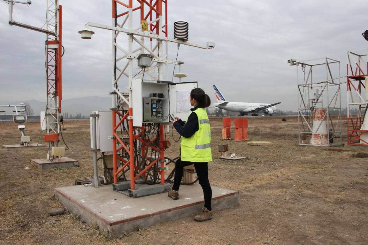 Revisa la oferta de carreras que tiene la Dirección General de Aeronáutica Civil en su escuela técnica.