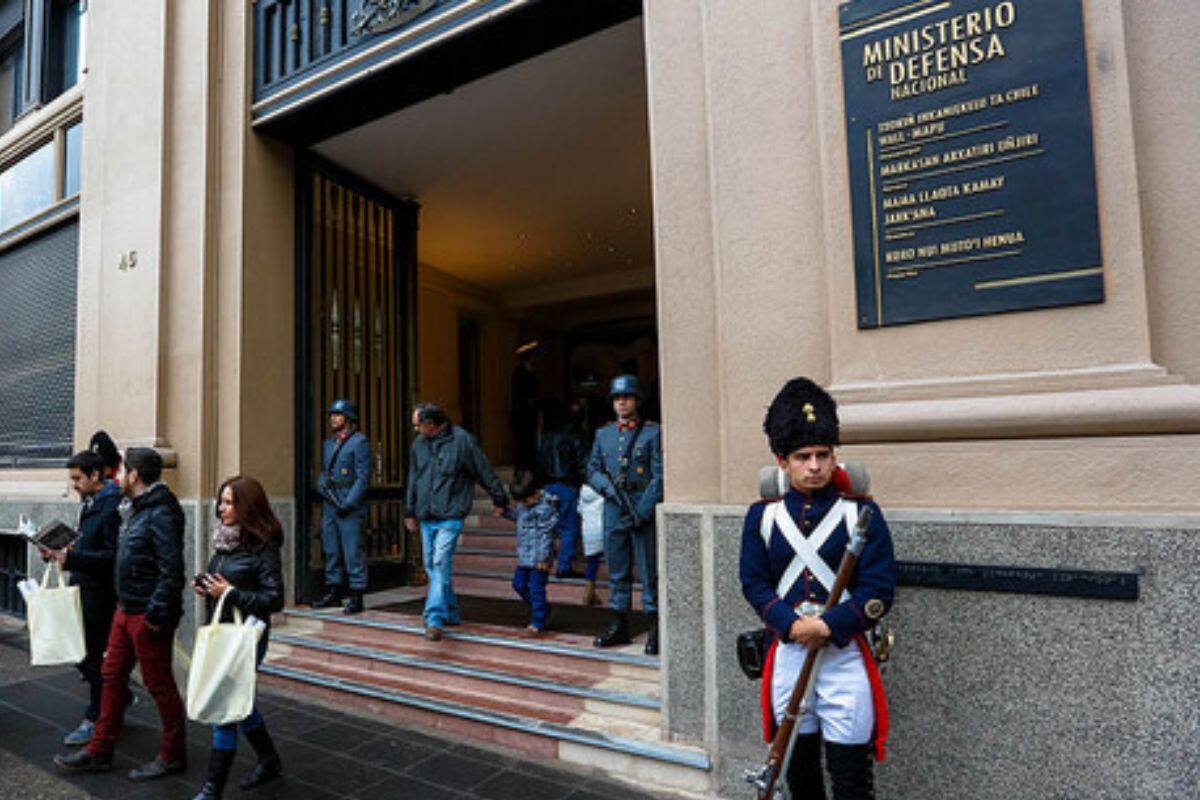 Dirección General de Movilización Nacional puso a disposición distintos puesto de trabajo en la Región metropolitana.