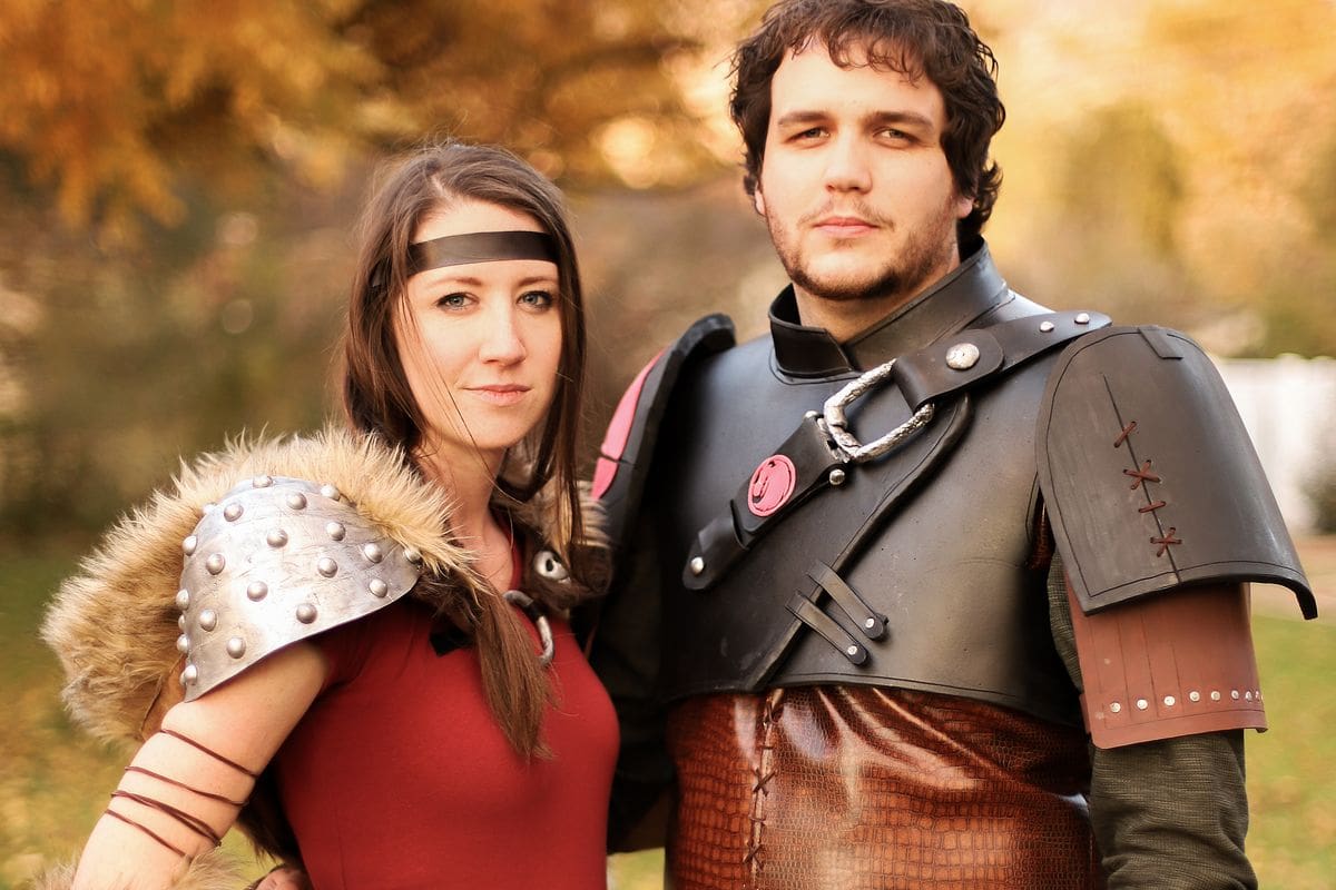 Los vikingos de ¿Cómo Entrenar a tu Dragón? son una opción perfecta para vestirse en pareja en Halloween. Créditos: Pinterest.