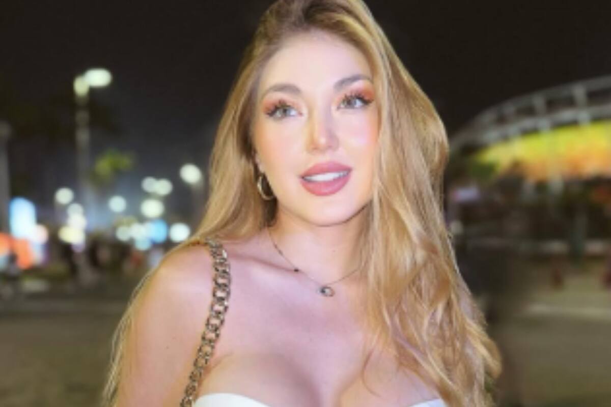 a través de su cuenta personal, publicó historia con deslumbrante vestido.