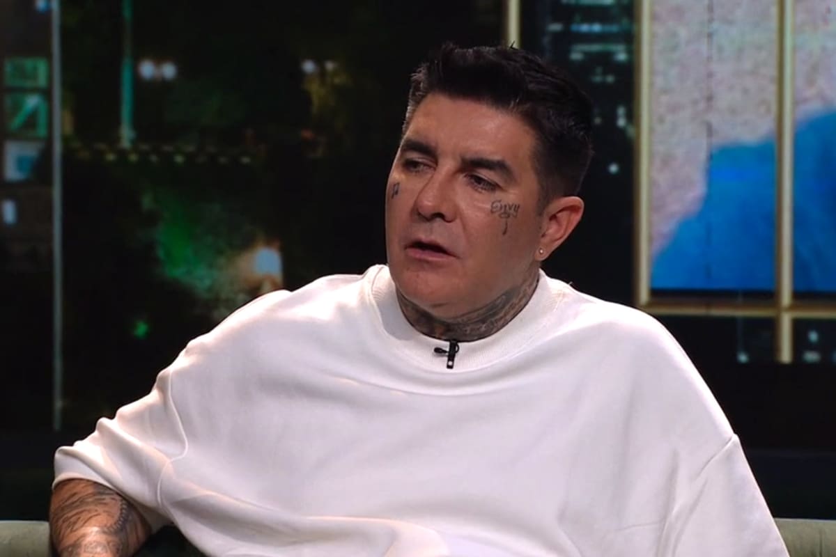 fue criticado por no estar con su hijo.