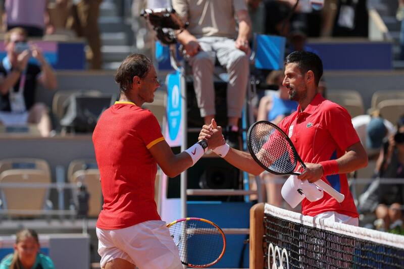 Novak Djokovic vs Rafael Nadal, un partido para el recuerdo en París 2024. Foto: EFE.