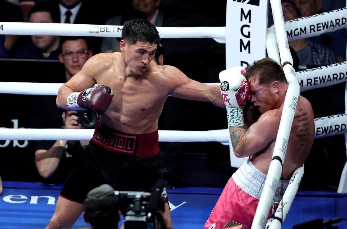Canelo Álvarez insiste en que es mejor que Dmitry Bivol y quiere su revancha sí o sí