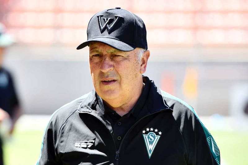 Vive una pésima racha al mando de Santiago Wanderers. Foto: Photosport