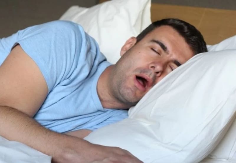 La apnea del sueño tiene una gran incidencia en la hipertensión arterial | Foto: Linea directa