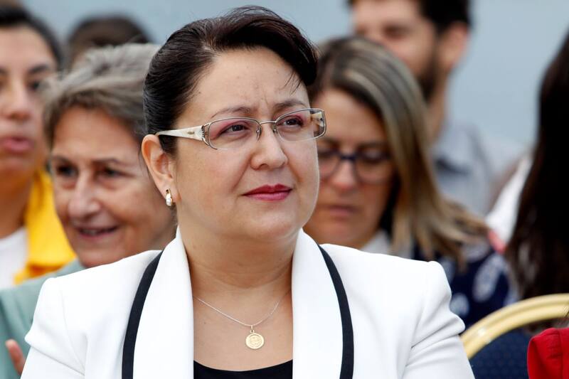 La abogada asumió este lunes como nueva contralora subrogante.