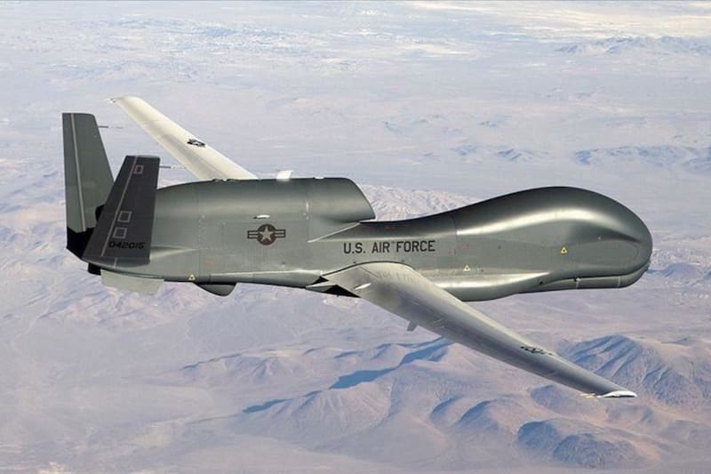 El presidente de los Estados Unidos, Donald Trump, ordenó a las tropas americanas bombardear tres plantas nucleares de Irán durante la tarde del sábado.