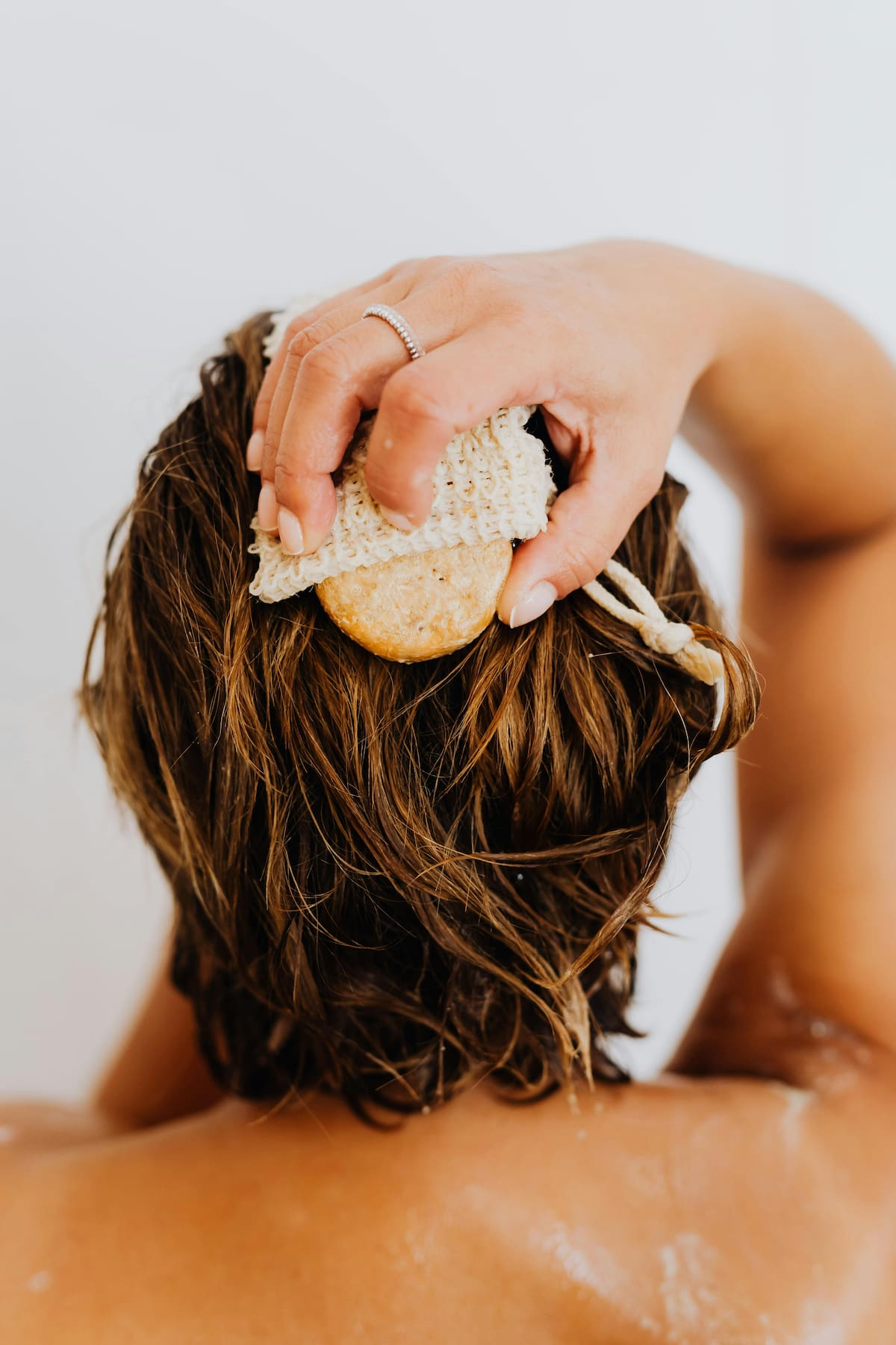 Bañarse todos los días era mal visto por nuestros ancestros. Créditos: Pexels.