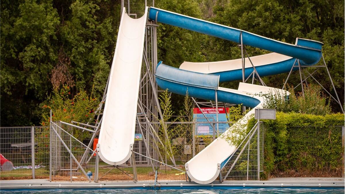 Este parque acuático con piscinas y toboganes es ideal para capear el calor de la RM antes que termine el verano