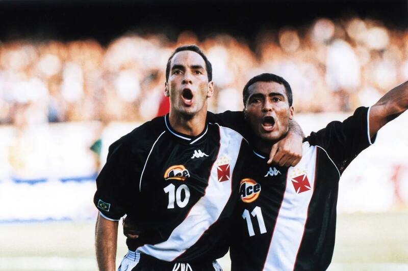 Edmundo, la leyenda, haciendo dupla con Romário en el Vasco da Gama, en una imagen del recuerdo.