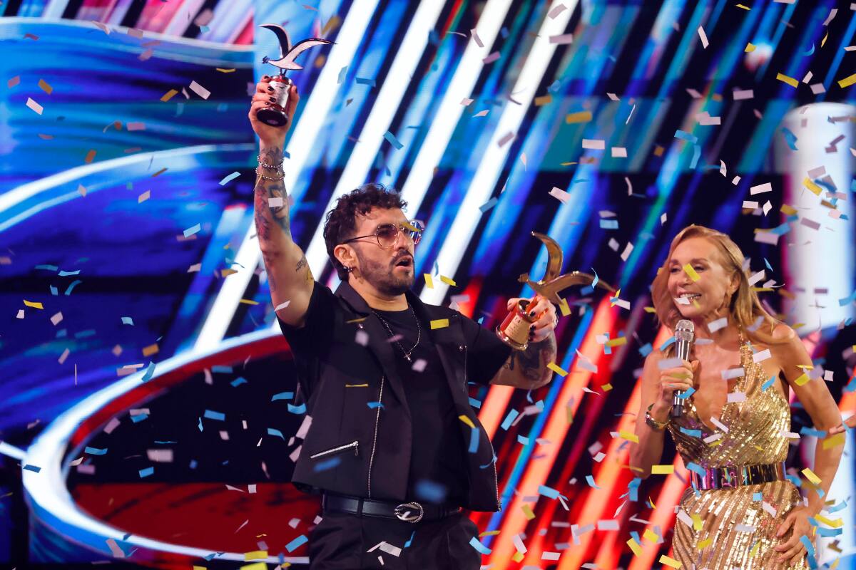 El comediante recibió la Gaviota de Oro y Plata.