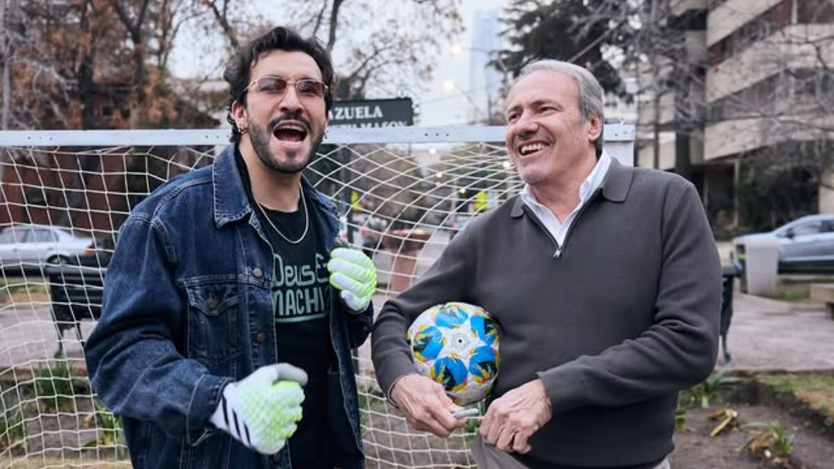 Edo Caroe cumple su gran sueño y conoce a su ídolo de la U: recibió un tremendo regalo de cumpleaños
