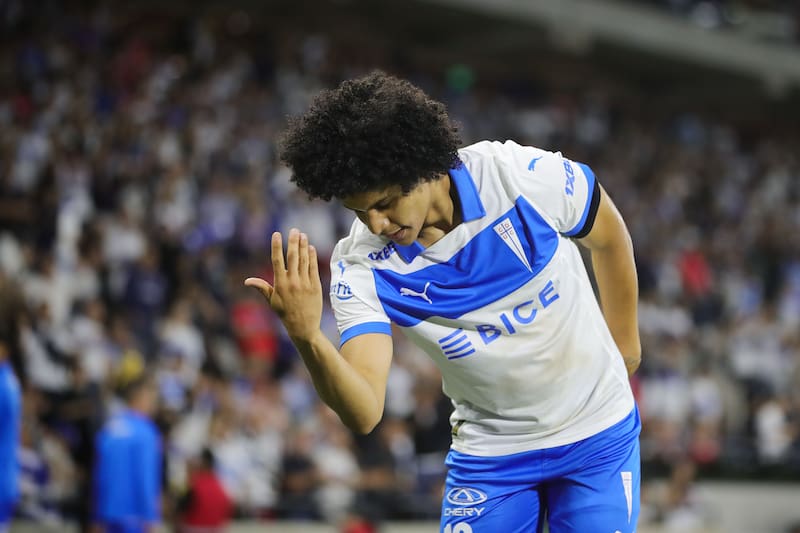 El delantero anotó ante Palestino para la UC. Foto: Agencia ATON.