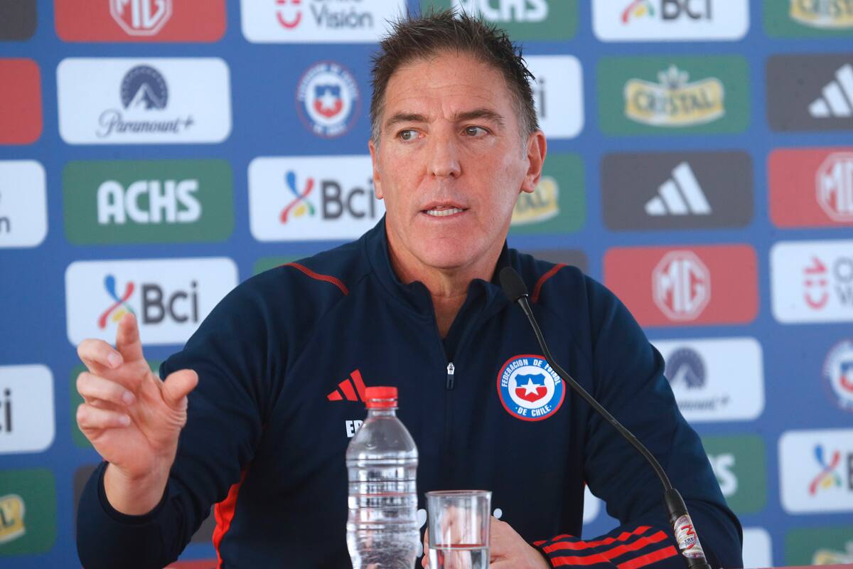 se refiere al futuro del arco de la Selección Chilena.