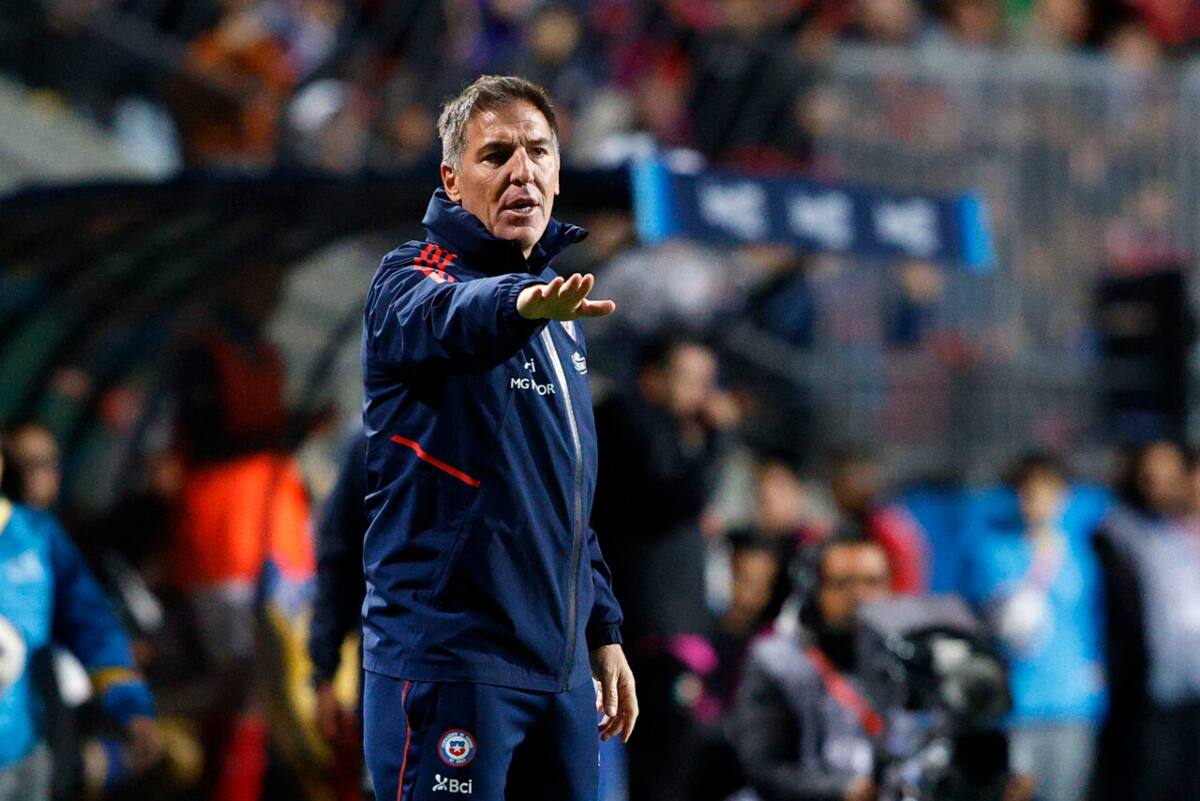 El ex DT de La Roja es uno de los candidatos para dirigir la UC. (Foto: Photosport)