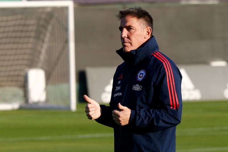 El director técnico de La Roja en Juan Pinto Durán. Foto: Aton.