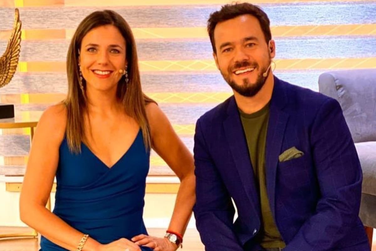 Eduardo de la Iglesia y Julia Vial trabajaron juntos en La Red. Créditos: Instagram.