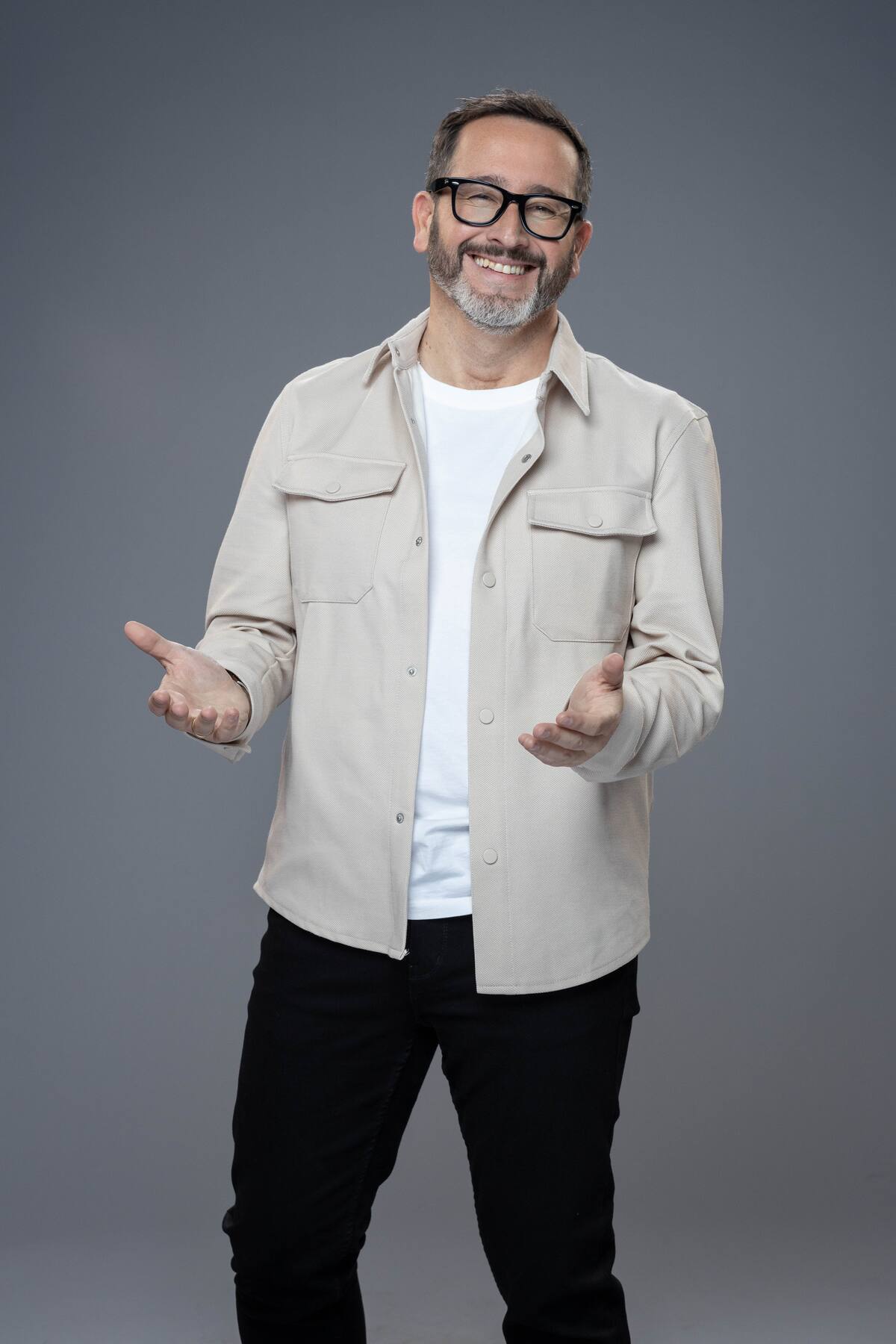 Eduardo Fuentes se une al jurado de “Mi nombre es”