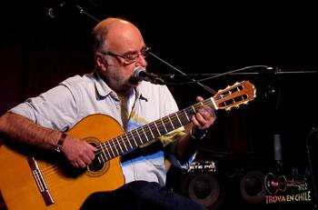 “Armonías y letras muy pobres”: Eduardo Gatti entrega su dura opinión sobre el género urbano