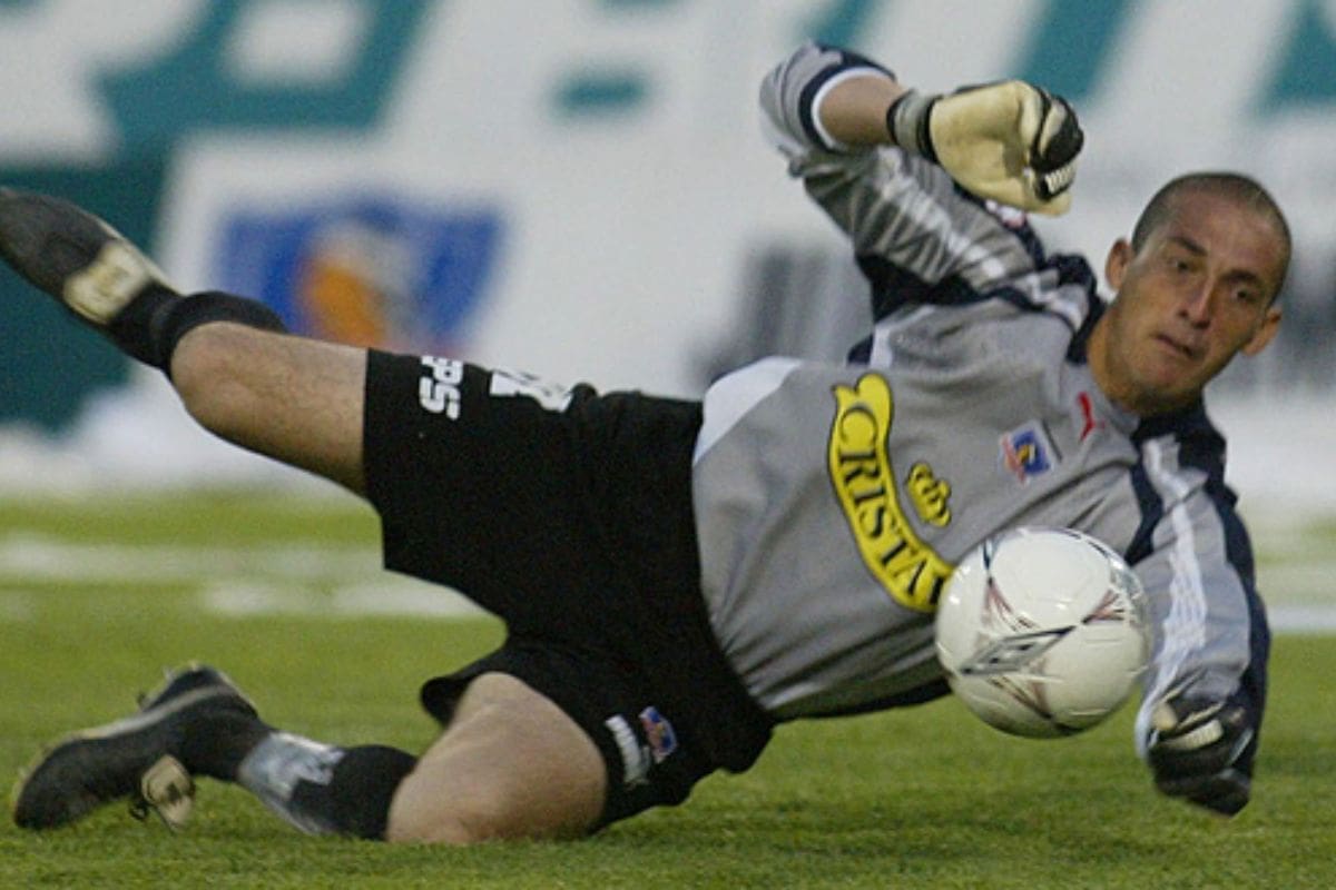 Eduardo Lobos, campeón en la quiebra con Colo Colo en 2002.