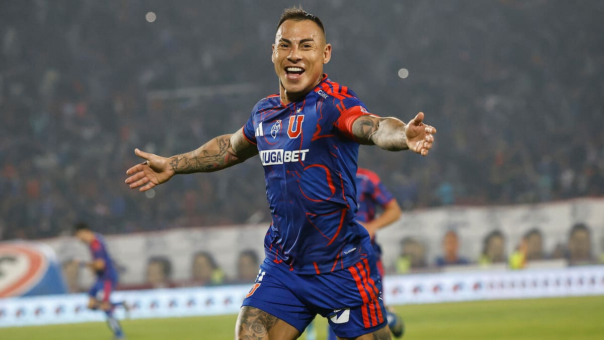 Eduardo Vargas le da vida a la U en vital victoria sobre Deportes Concepción