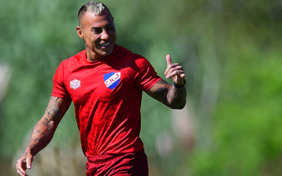 El delantero marcó su primer gol en Nacional.