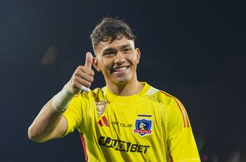 “Yo era defensa central”: la curiosa razón por la que Eduardo Villanueva comenzó a jugar como portero