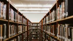 Son más de 30: las universidades, CFT e institutos profesionales que han cerrado en Chile los últimos 5 años