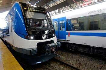 Servicio de trenes EFE detenido por paro de maquinistas: Los tramos afectados son en Valparaíso, Santiago y Concepción