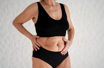 Reduce tu abdomen abultado con solo un ejercicio matutino