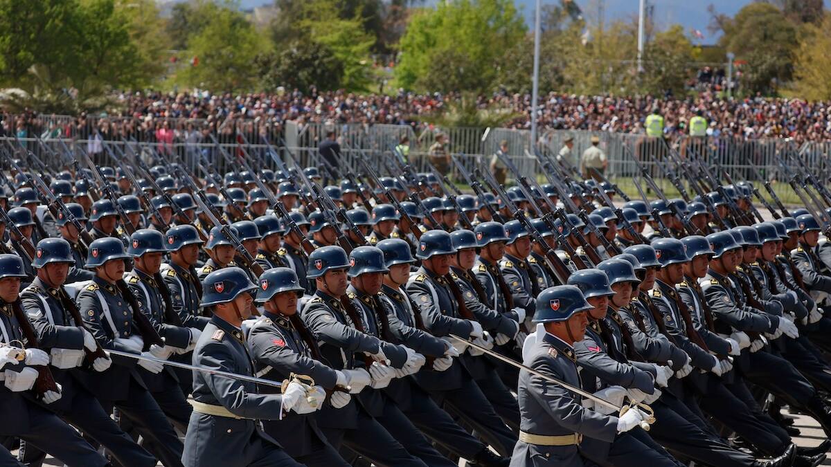 Capitana dada de baja gana demanda al Ejército: será restituida y Fisco deberá pagarle $50.000.000