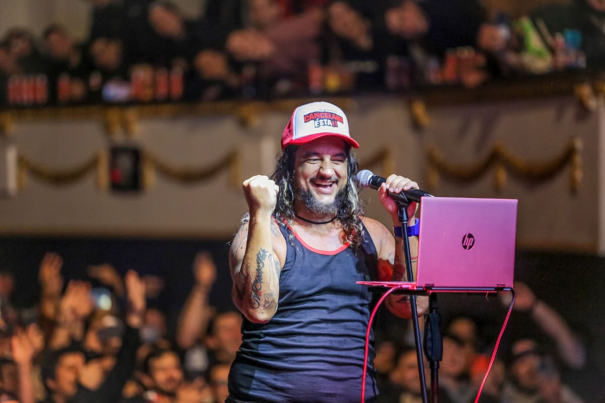 El Bananero regresa a Chile esta vez a recorrer el país con diversas presentaciones.