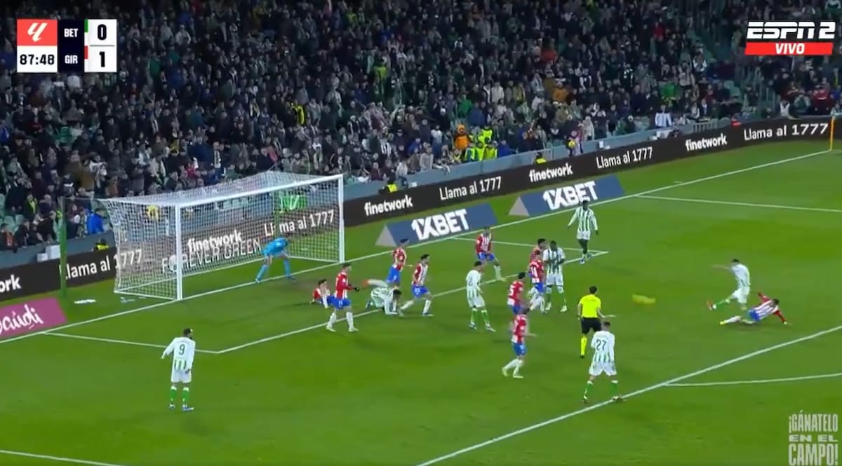 salvó con un punto con gol en el último suspiro.