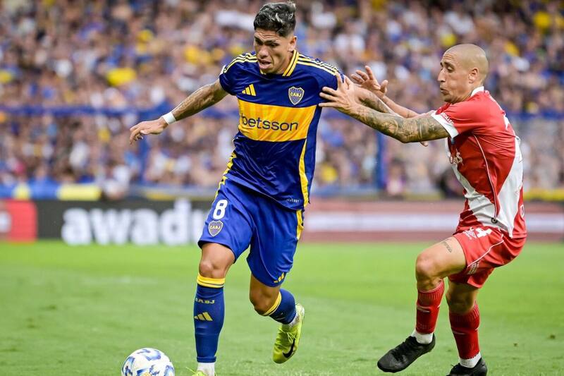 "Él le creó un quilombo a Gago porque ahora el entrenador tiene que preguntarse qué hace. ¿Lo limpia o no hace nada por perjudica al equipo?", afirma Traverso.