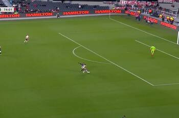 VIDEO | River Plate extrañó a Paulo Díaz: el infantil error de la defensa que costó un gol ante Millonarios