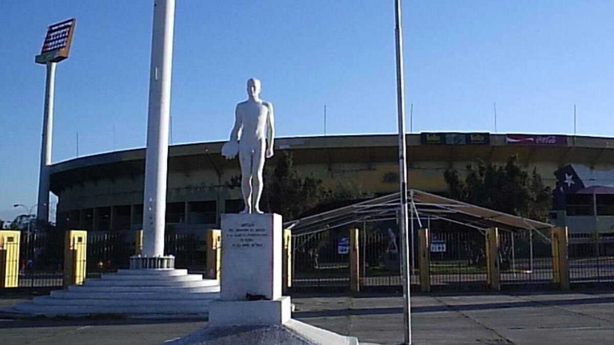 El Pilucho, el Castillo y el chancho: los otros patrimonios del fútbol chileno