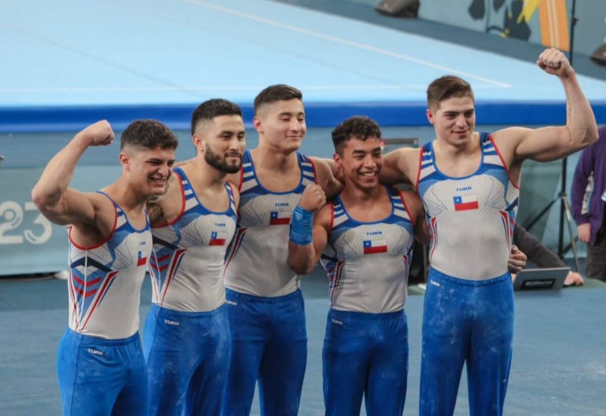 El equipo chileno de gimnasia artística masculina en Santiago 2023.