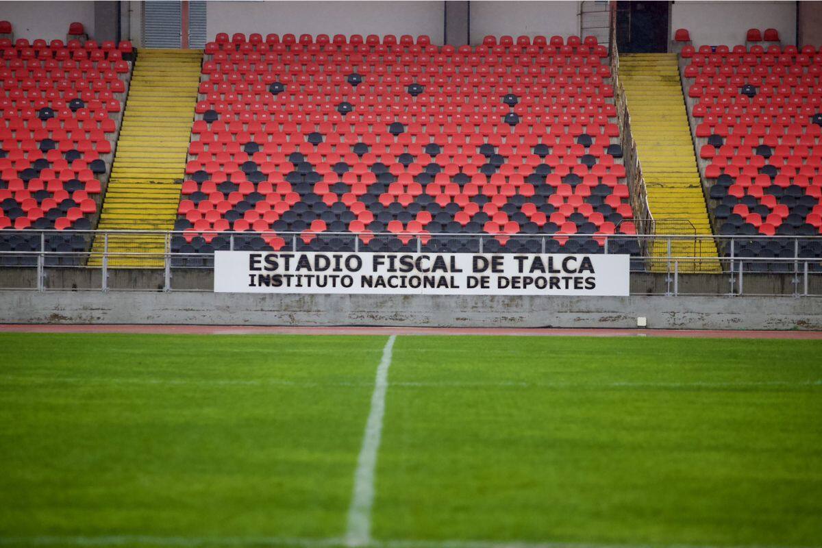 El Estadio Fiscal de Talca sería uno de los cinco recintos elegidos por la FIFA para recibir el Mundial Sub 20 del próximo año. (Foto: Rangers)