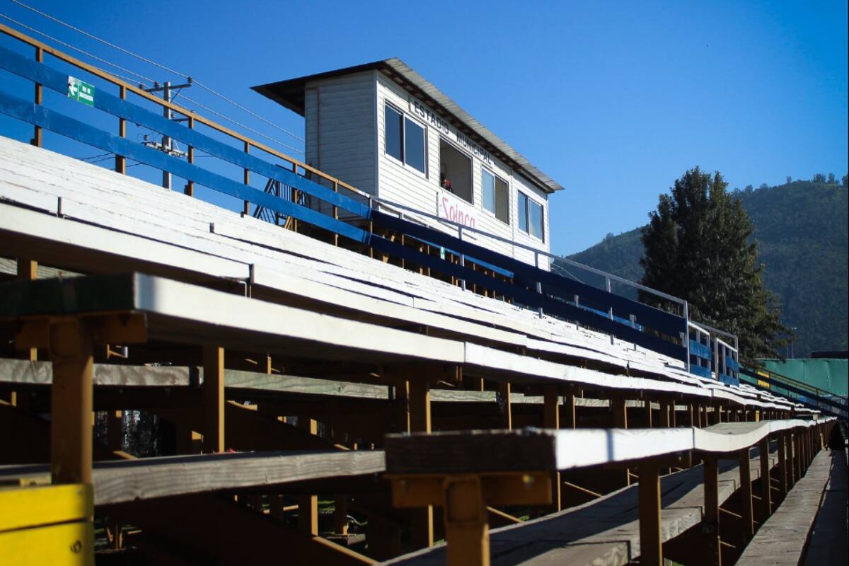 El Estadio Soinca Bata será el escenario de la "final" entre Deportes Melipilla y Deportes Concepción.