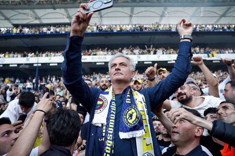 El Fenerbahce de José Mourinho será uno de los rivales de Darío Osorio en la Europa League.