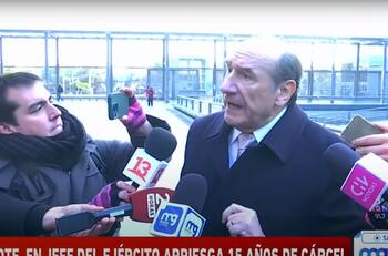 Periodista de “Mucho Gusto” vivió tenso momento tras ser encarado por el General (r) Juan Miguel Fuente-Alba