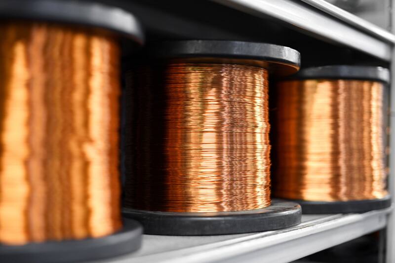 para analizar la amenaza realizada por Trump para subir el arancel del cobre.