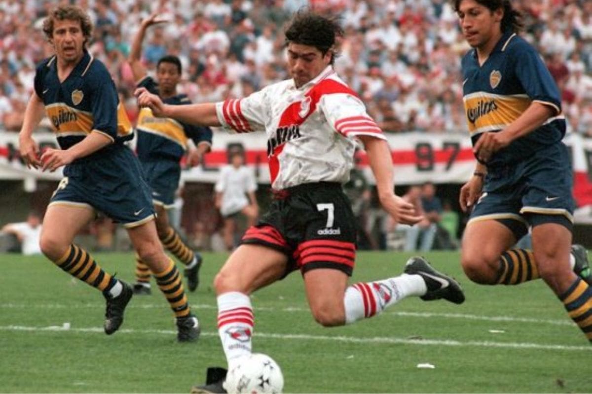 en River Plate, una época relatada con pasión por Marcelo Araujo.