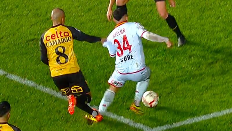 El polémico penal cobrado a favor de Unión Española.