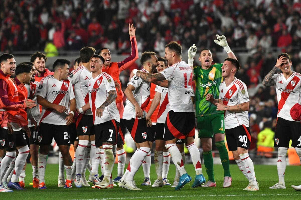 de esposa de Paulo Díaz tras la eliminación de Colo Colo de la Libertadores a manos de River Plate. Foto: Aton.