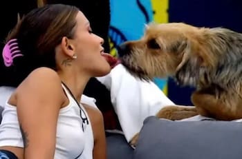 Famosa cantante con casi 4 millones de oyentes en Spotify funó a Cony Capelli por su antiguo video con Bigote