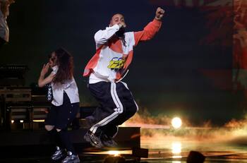 La canción que TODOS querían que Eladio Carrión cantara en Viña 2025, pero que en realidad no existe