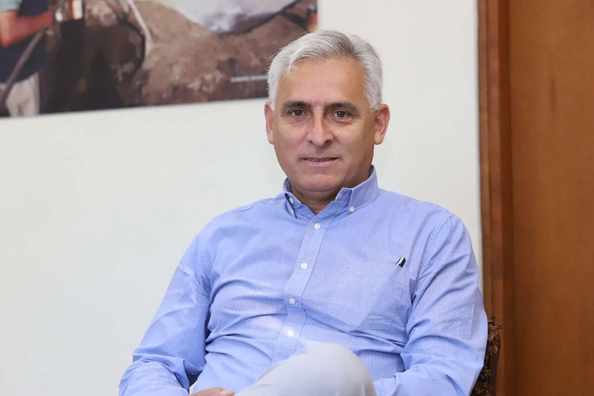 El actual gobernador regional por O'Higgins competirá por su reelección.